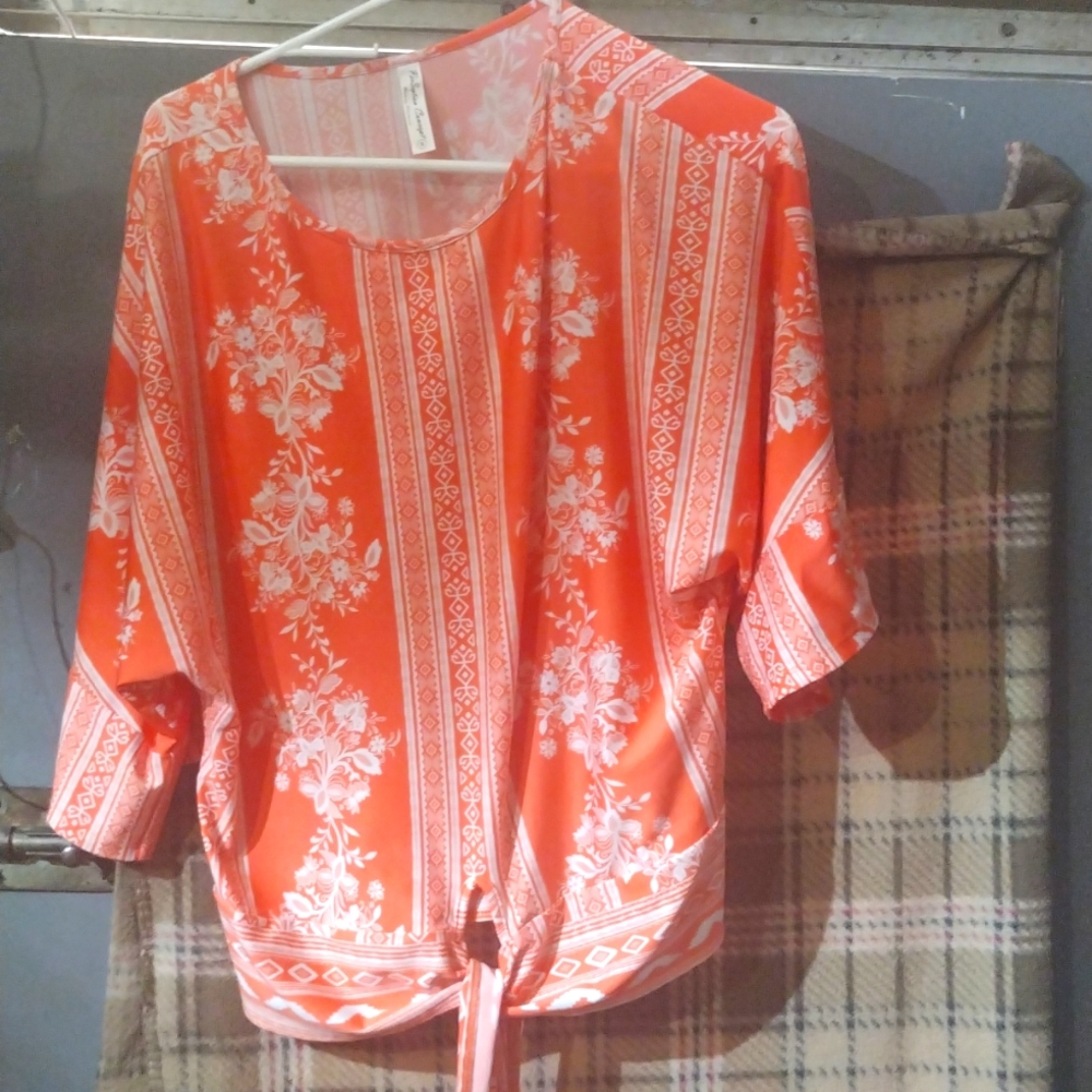 PerSeption Concept blouse. Orange size small